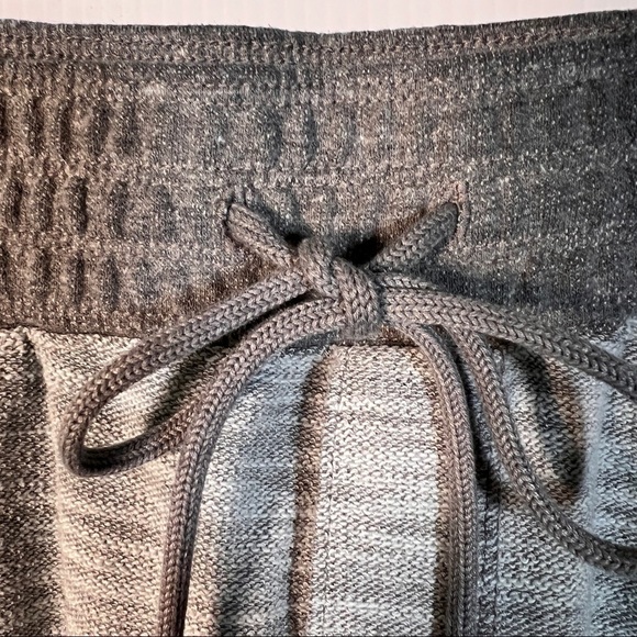 ABERCROMBIE & FITCH Lounge pants,size Medium Gray space dye, dark gray ribbing - Picture 4 of 7